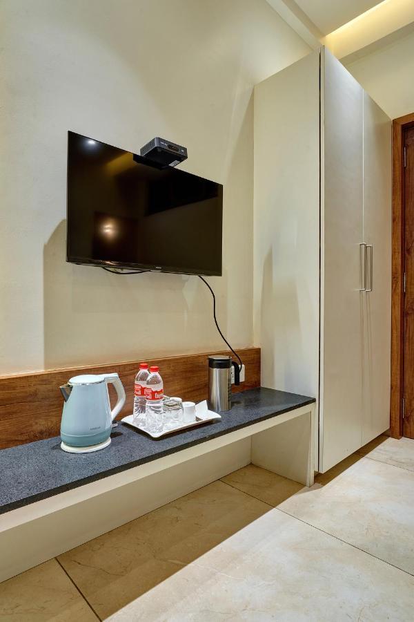 Hotel Swamini Kolhapur Extérieur photo